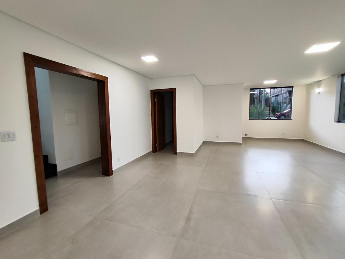 Casa, Alphaville Minas Gerais, 3 Quartos, 4 Vagas, 2 Suítes