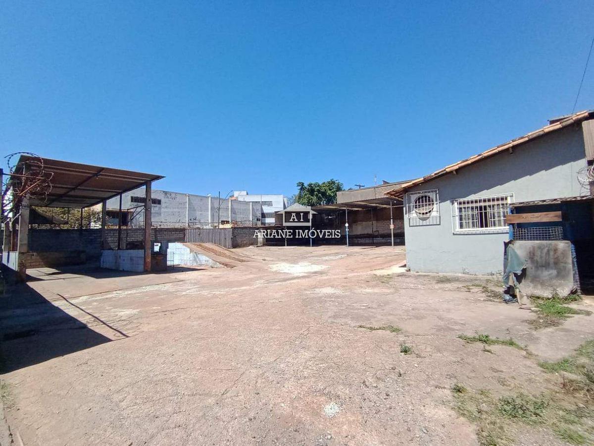 Lote, Jardim Canadá, 0 Quarto, 0 Vaga