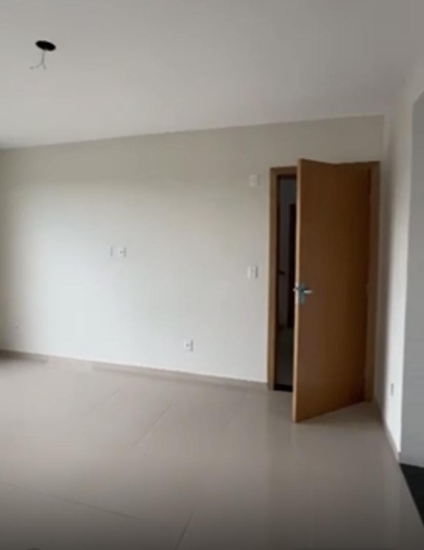 Cobertura, Coqueiros, 2 Quartos, 1 Vaga, 1 Suíte