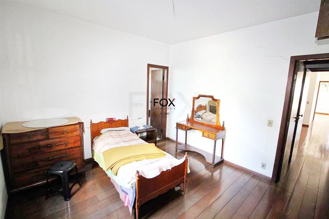 Casa, Luxemburgo, 4 Quartos, 4 Vagas, 1 Suíte