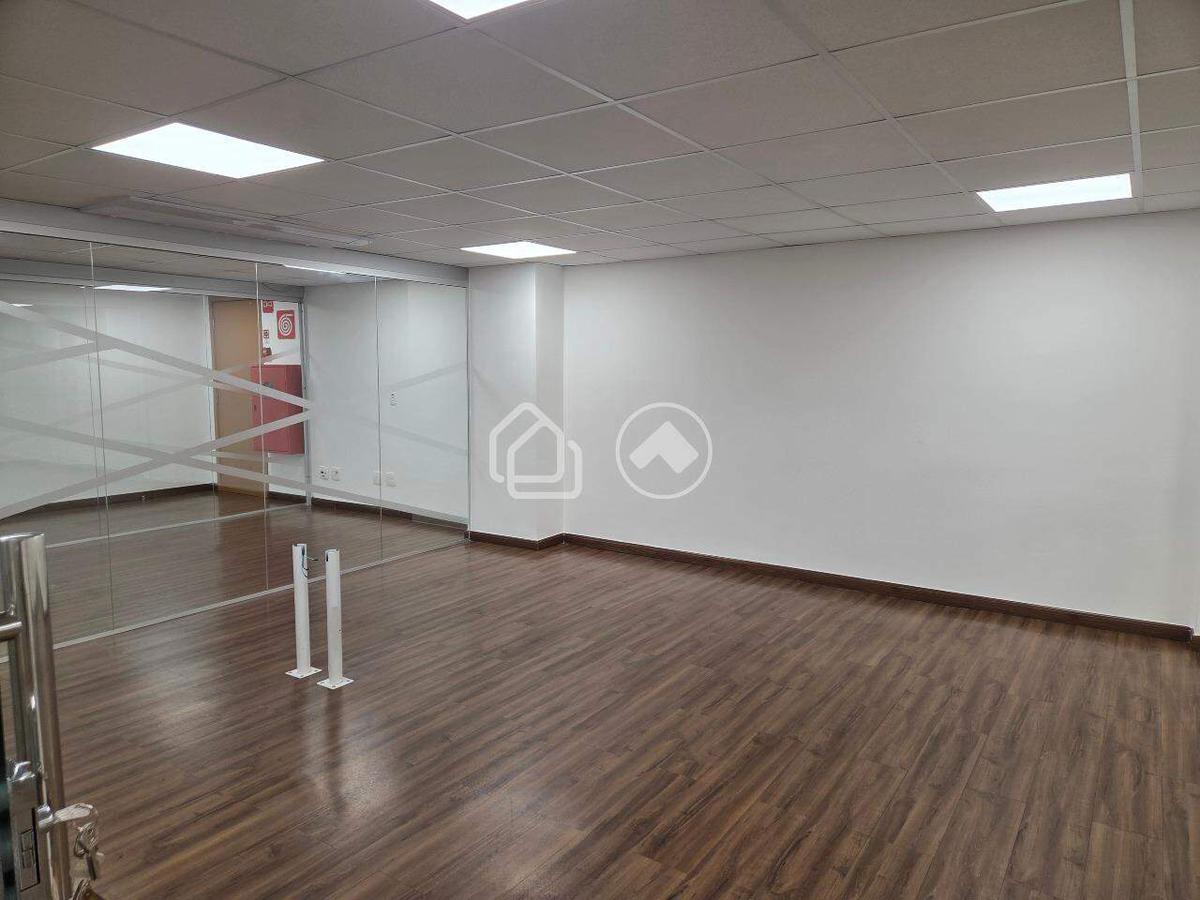 Sala, Estoril, 7 Vagas