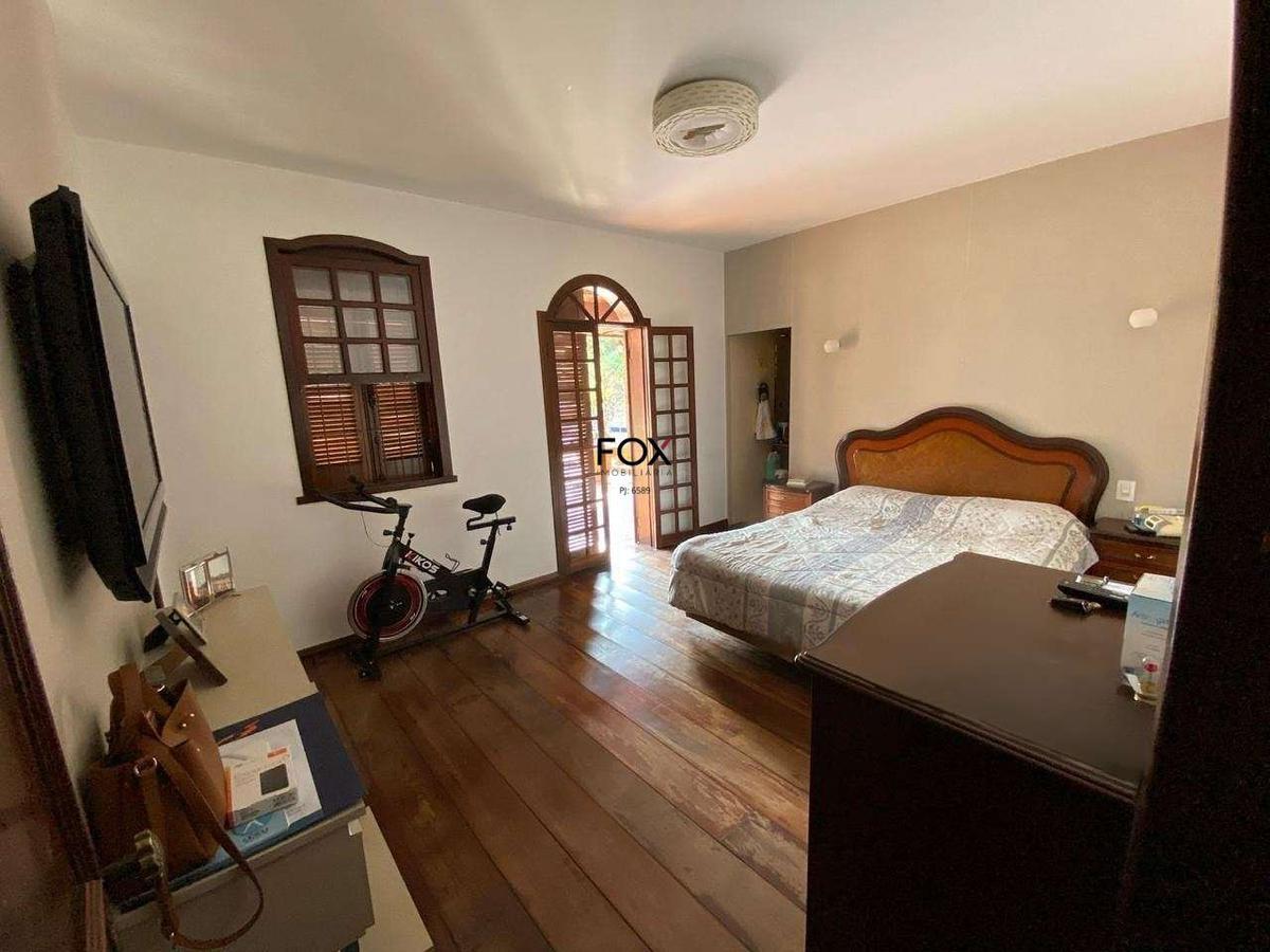 Casa, Santa Lúcia, 5 Quartos, 4 Vagas, 3 Suítes