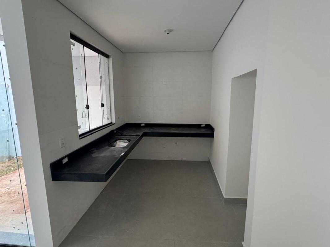 Casa, Manacás, 3 Quartos, 2 Vagas, 1 Suíte