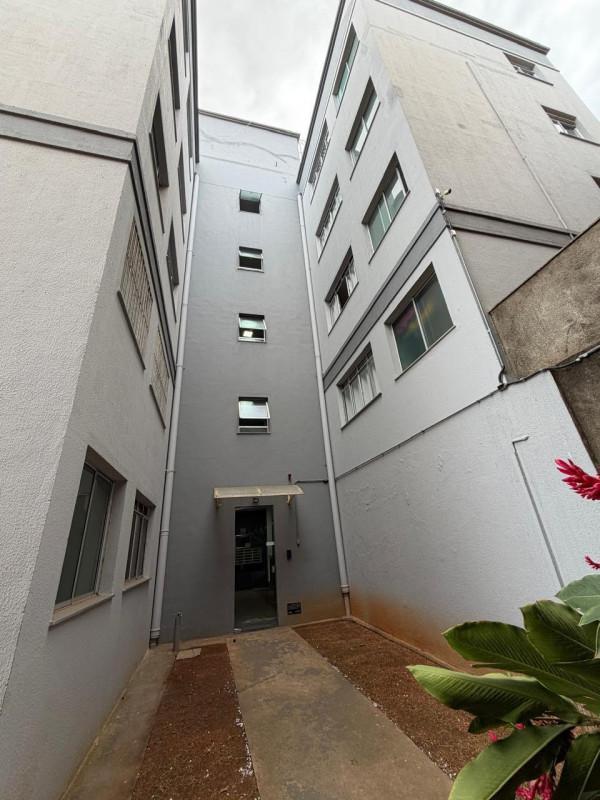 Apartamento, Petrópolis (barreiro), 2 Quartos, 1 Vaga