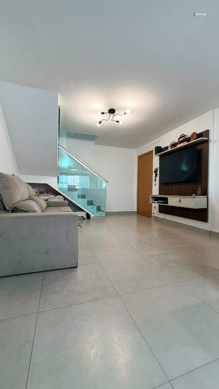 Cobertura, Novo Centro, 2 Quartos, 2 Vagas, 1 Suíte