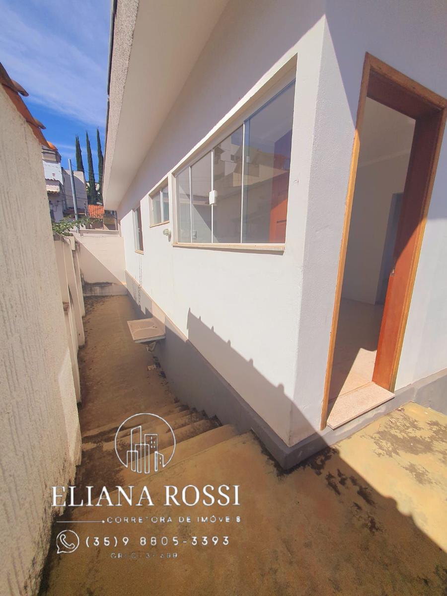 Casa, Centro, 3 Quartos, 2 Vagas, 1 Suíte