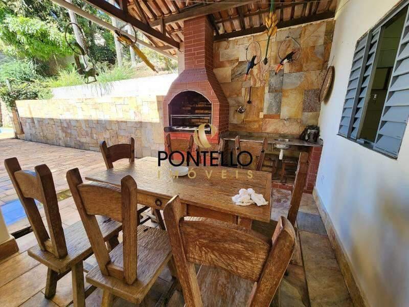 Casa, Santa Lúcia, 5 Quartos, 5 Vagas, 2 Suítes