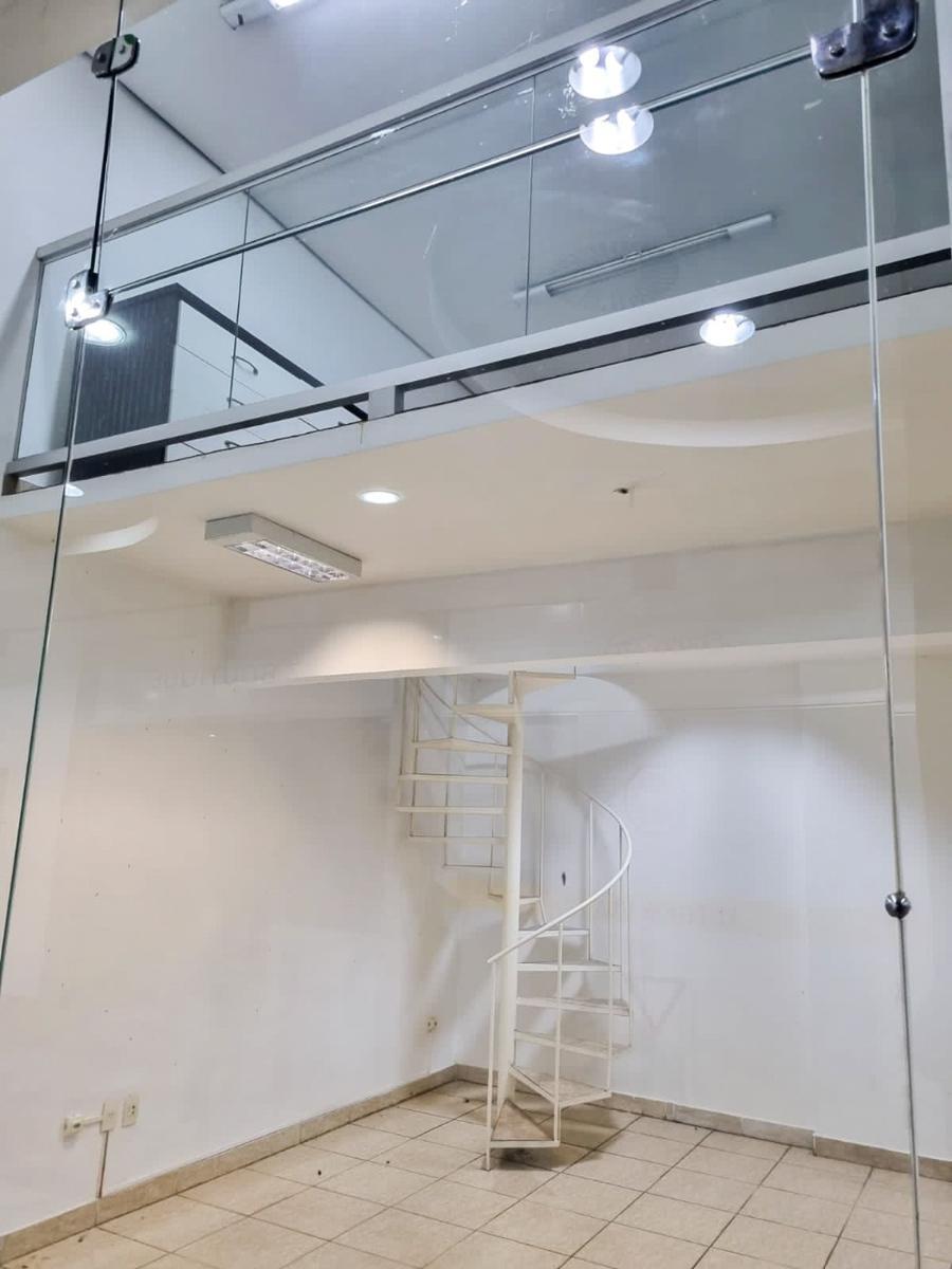 Andar, Belvedere, 0 Quarto, 0 Vaga