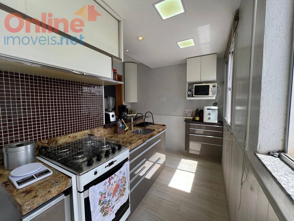 Apartamento, Sagrada Família, 3 Quartos, 0 Vaga, 1 Suíte