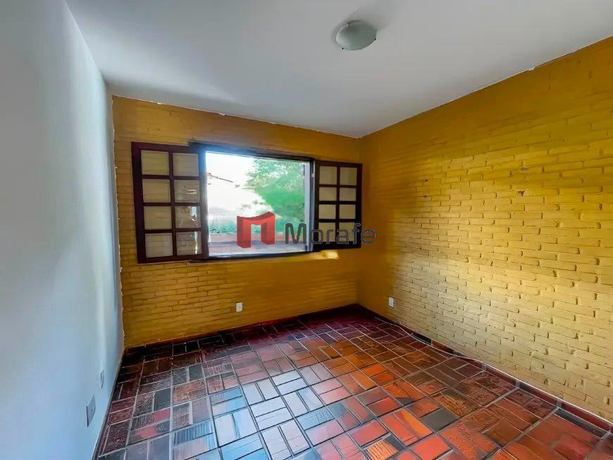 Casa, Castelo, 4 Quartos, 4 Vagas, 1 Suíte