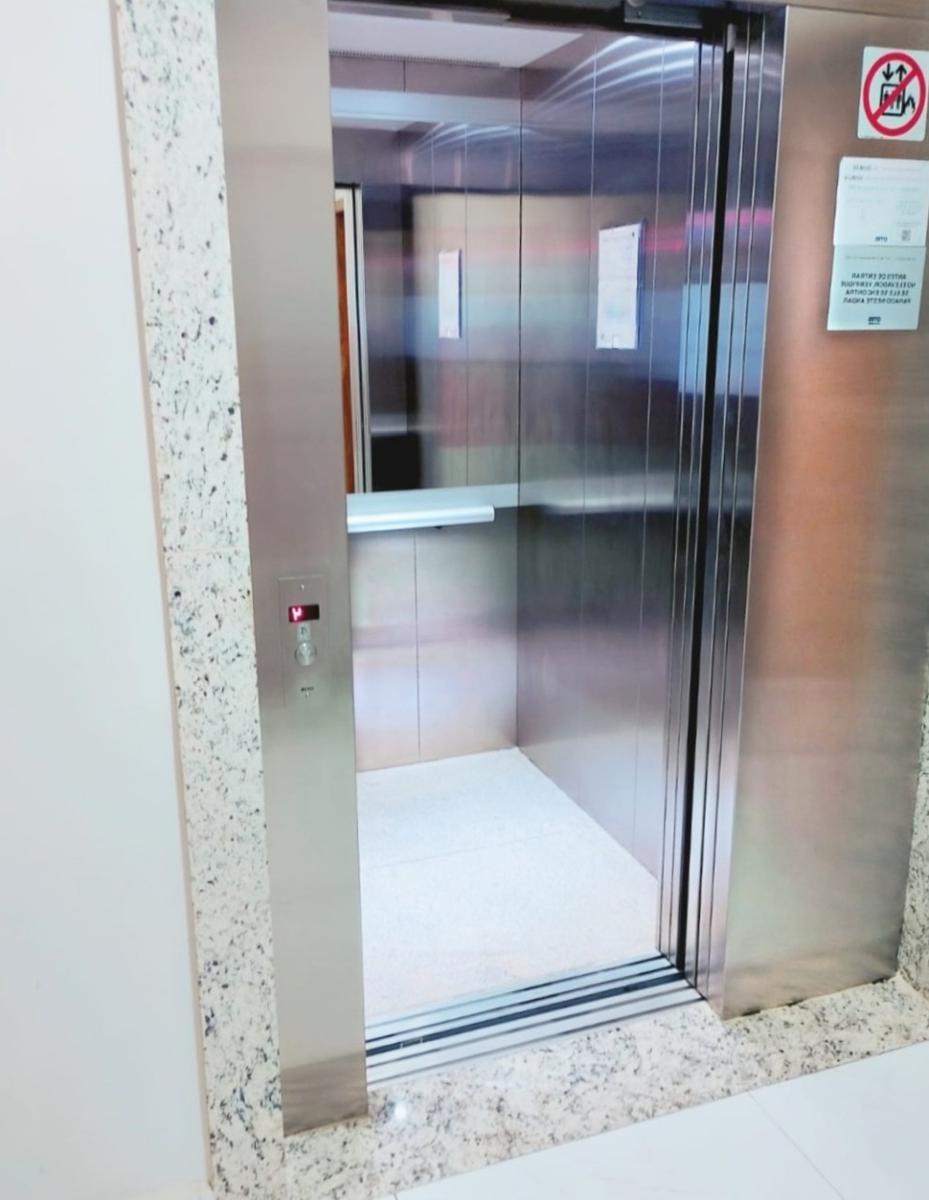 Apartamento, Santa Mônica, 2 Quartos, 1 Vaga