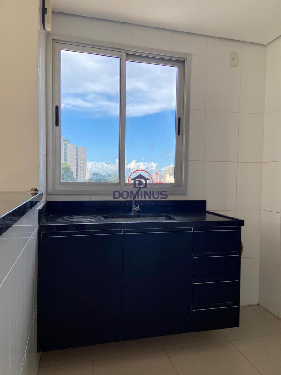 Apartamento, Sagrada Família, 2 Quartos, 2 Vagas, 1 Suíte