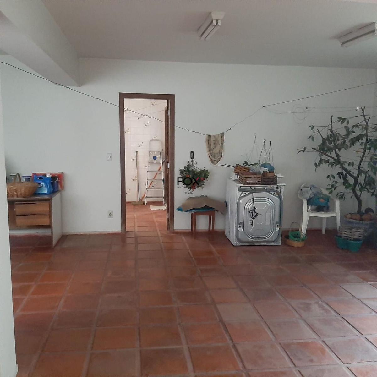 Casa, Nova Granada, 6 Quartos, 3 Vagas, 1 Suíte