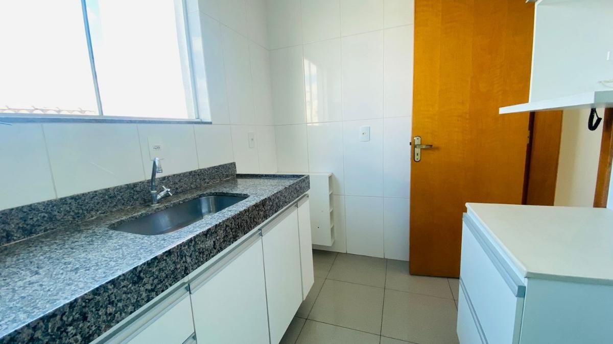 Apartamento, Santa Terezinha, 2 Quartos, 1 Vaga