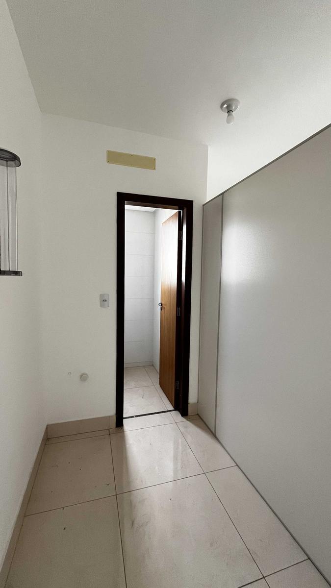 Sala, Centro, 0 Quarto, 1 Vaga