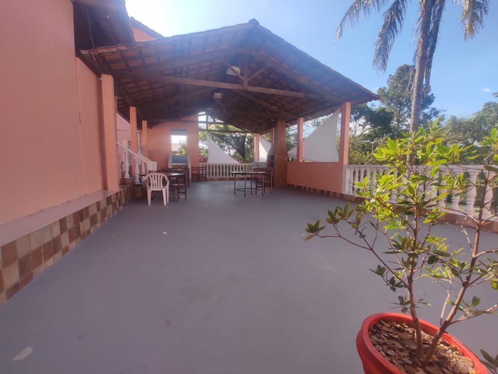 Fazenda, Casa Amarela, 9 Quartos, 10 Vagas, 5 Suítes