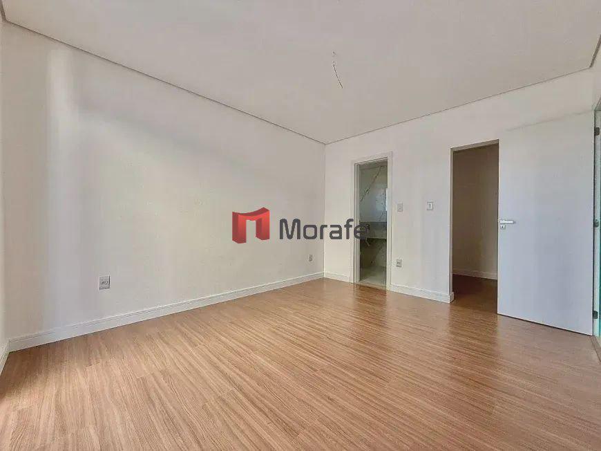 Casa, Planalto, 3 Quartos, 4 Vagas, 1 Suíte