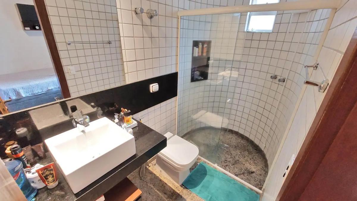 Casa, Comiteco, 5 Quartos, 3 Vagas, 4 Suítes