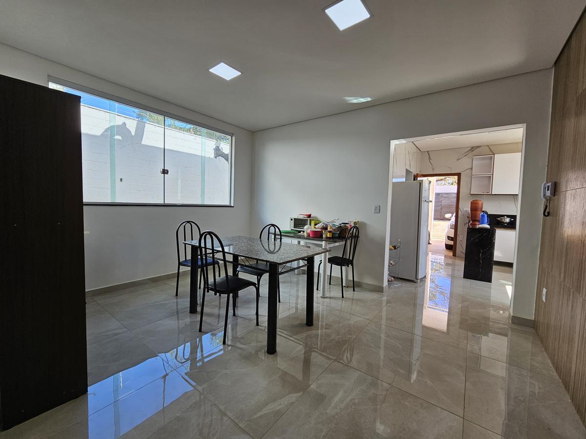 Casa, Cidade Praia Angélica II, 4 Quartos, 7 Vagas, 4 Suítes