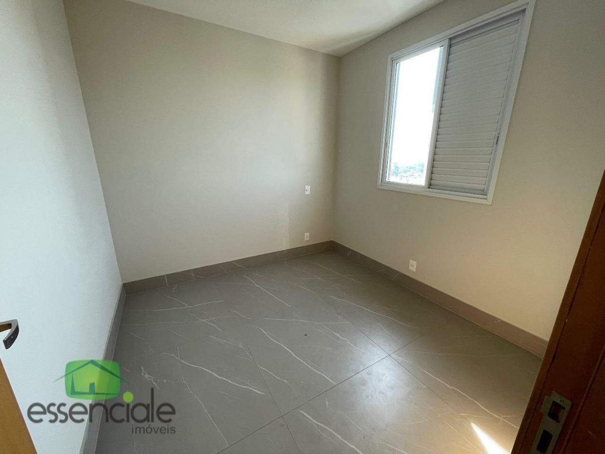 Cobertura, Fonte Grande, 3 Quartos, 2 Vagas, 1 Suíte