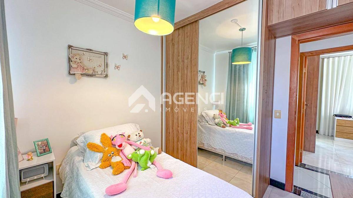 Apartamento, Cabral, 4 Quartos, 0 Vaga, 2 Suítes