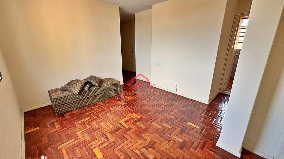 Apartamento, Centro, 2 Quartos, 0 Vaga