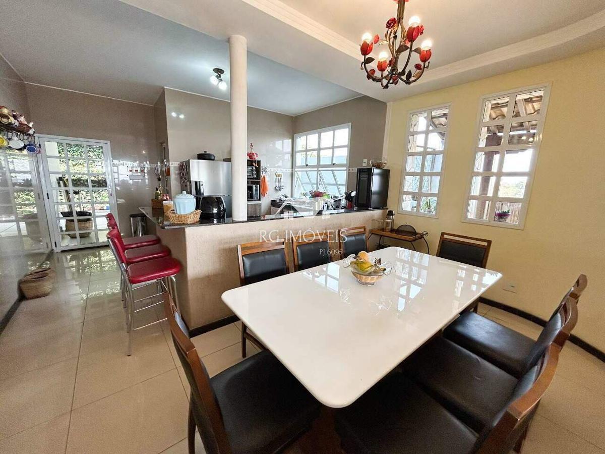 Casa, Diamante, 4 Quartos, 3 Vagas