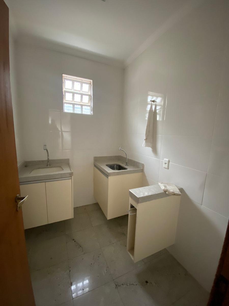 Andar, Colégio Batista, 0 Quarto, 0 Vaga