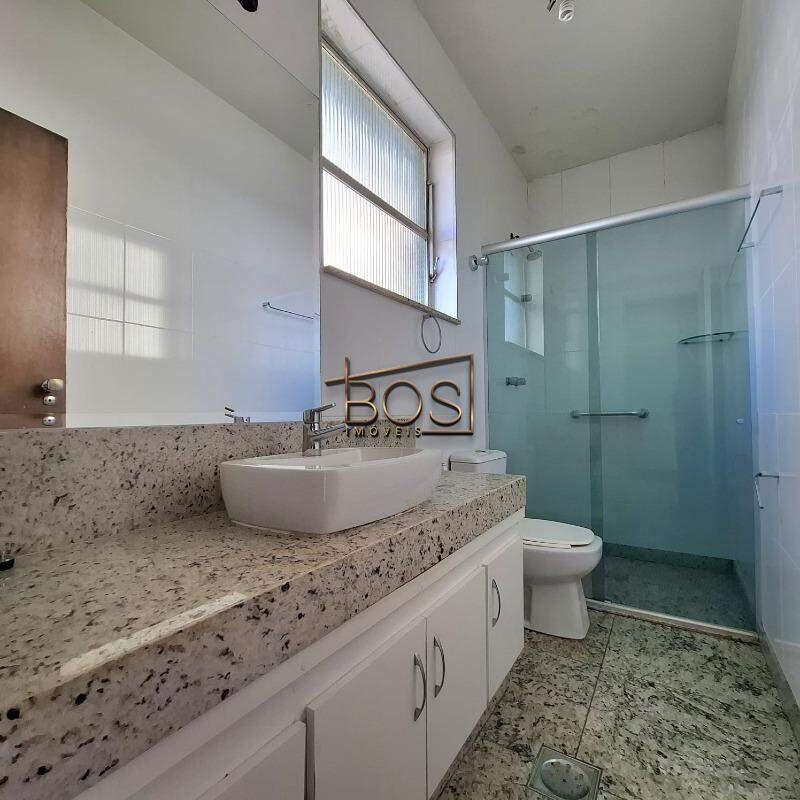 Cobertura, Luxemburgo, 3 Quartos, 1 Vaga, 1 Suíte