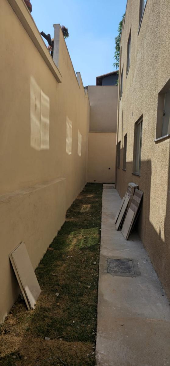 Casa, Bom Repouso, 3 Quartos, 1 Vaga, 1 Suíte