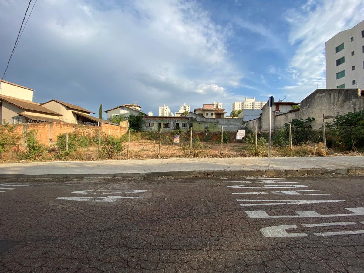 Lote, Castelo, 0 Quarto, 0 Vaga