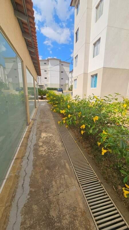 Apartamento, Vale das Amendoeiras, 2 Quartos, 1 Vaga