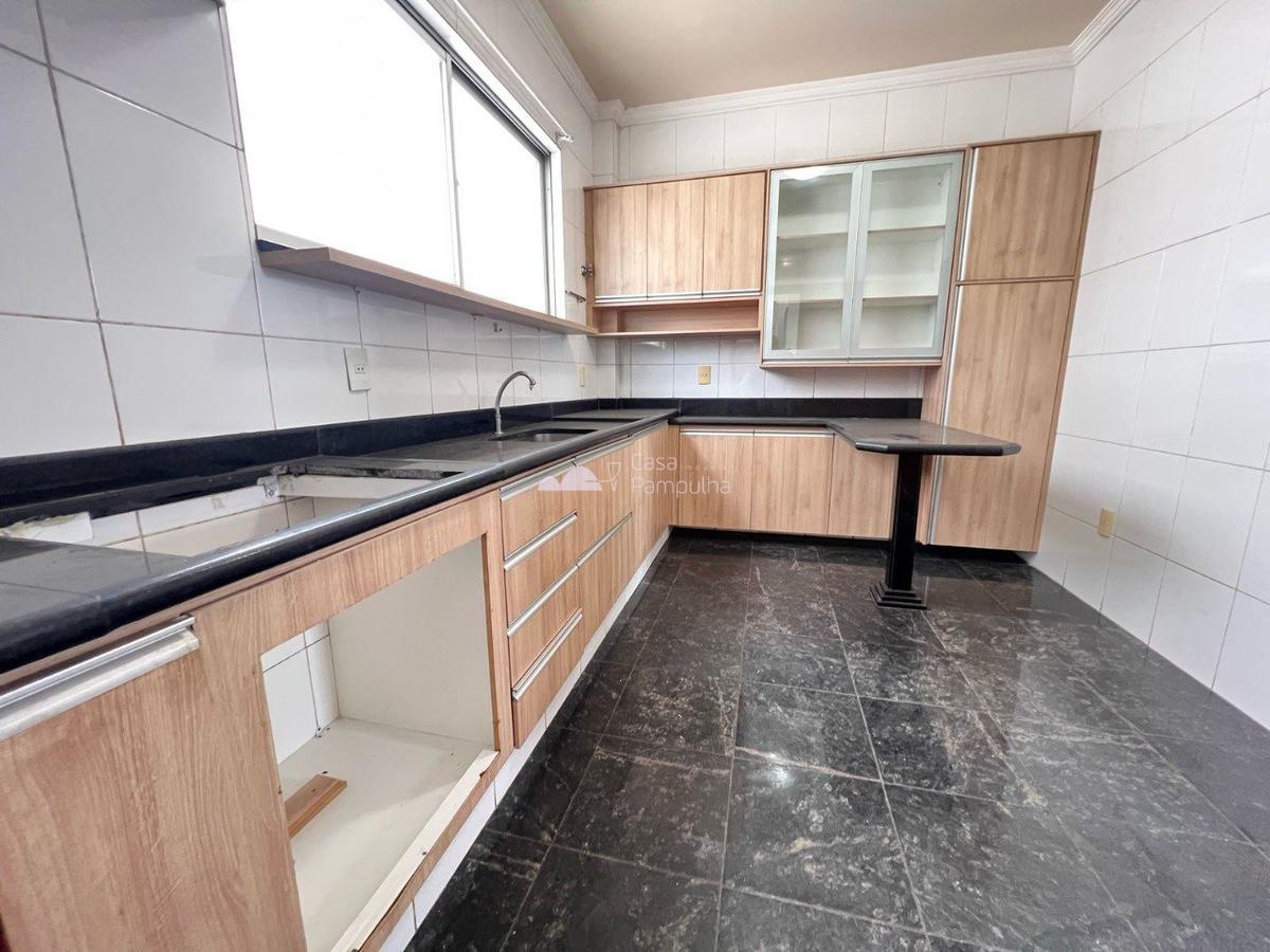 Apartamento, Jaraguá, 4 Quartos, 2 Vagas, 1 Suíte