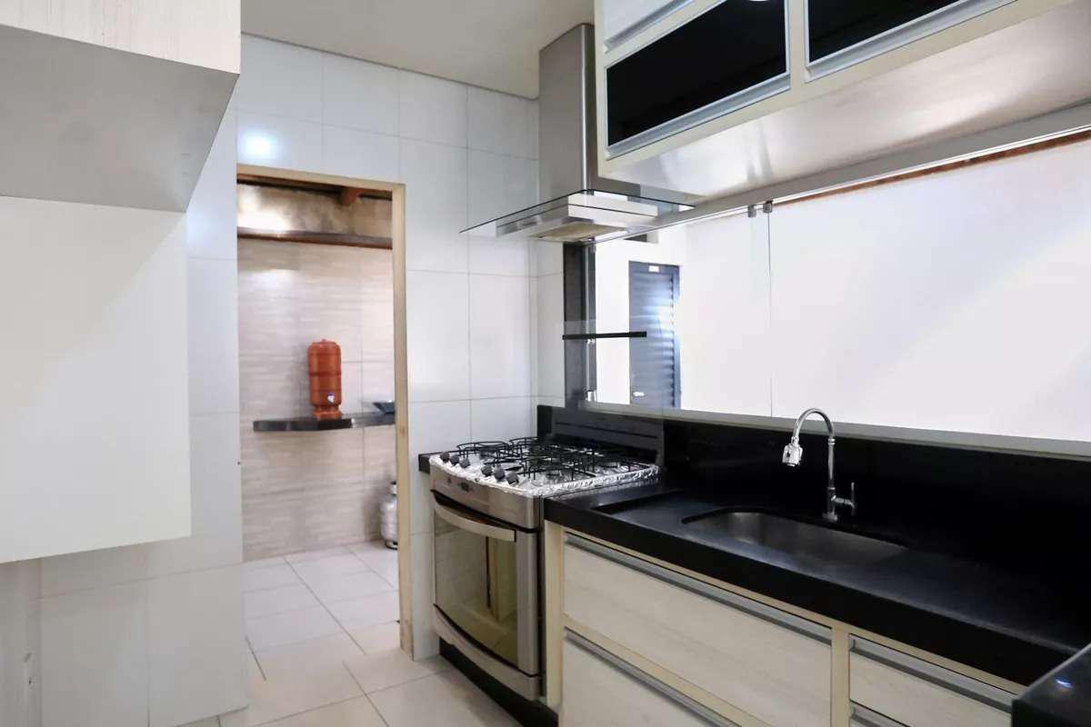 Casa, Santa Efigênia, 3 Quartos, 2 Vagas