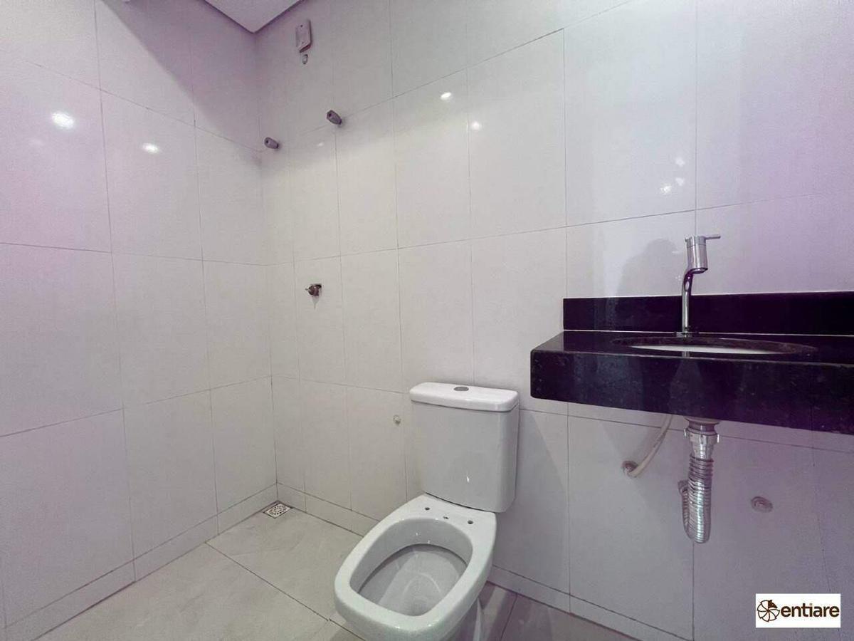 Sala, Luxemburgo, 0 Quarto, 0 Vaga