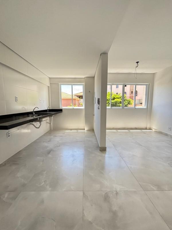 Apartamento, Sagrada Família, 3 Quartos, 2 Vagas, 1 Suíte