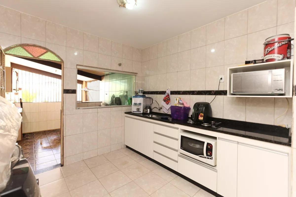Casa, Tirol (barreiro), 3 Quartos, 1 Vaga, 1 Suíte
