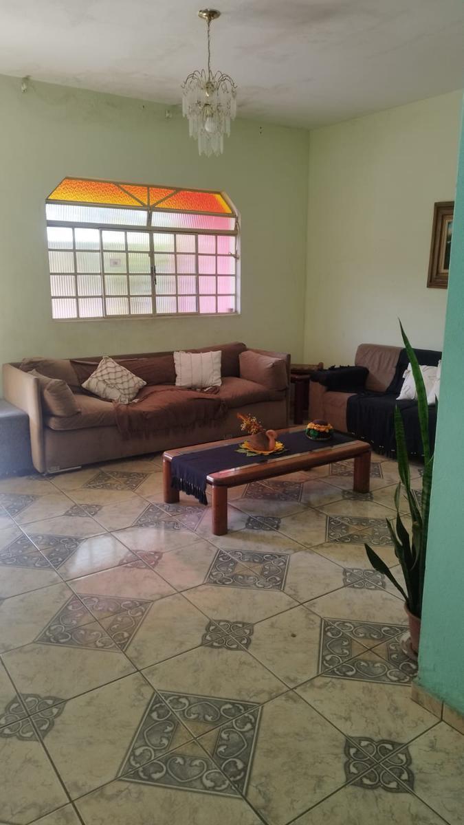 Casa, Pedra Azul, 3 Quartos, 5 Vagas, 2 Suítes