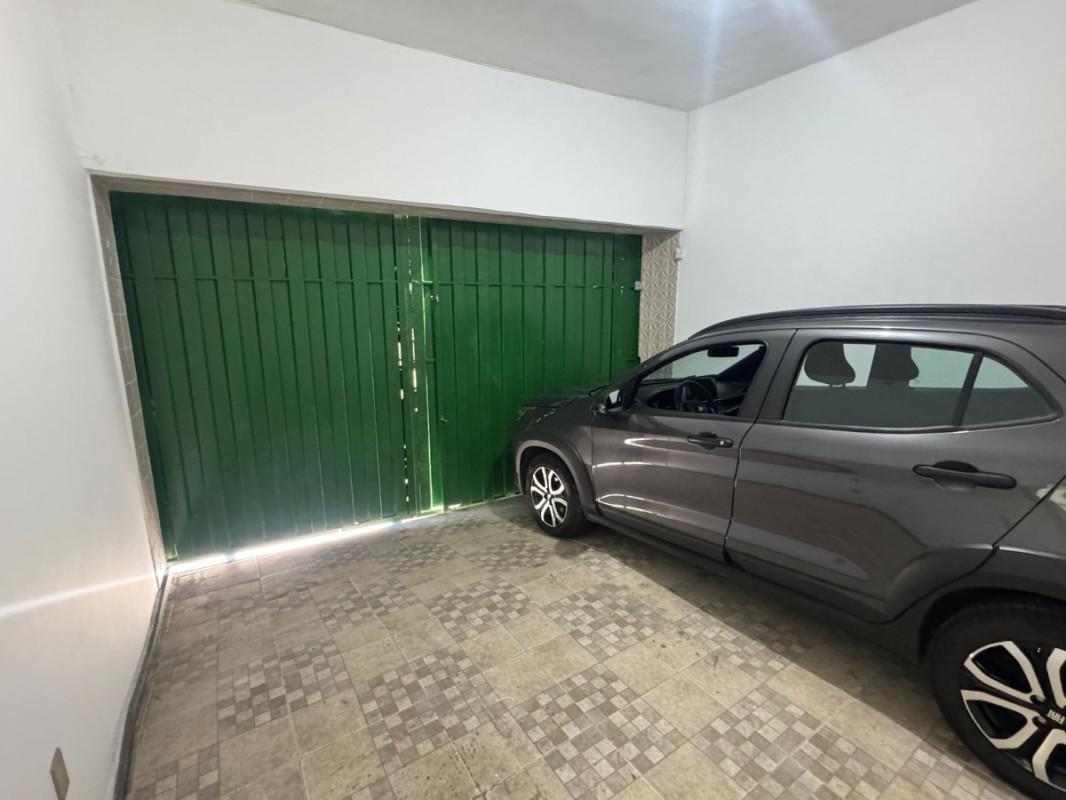 Casa, Colégio Batista, 3 Quartos, 2 Vagas