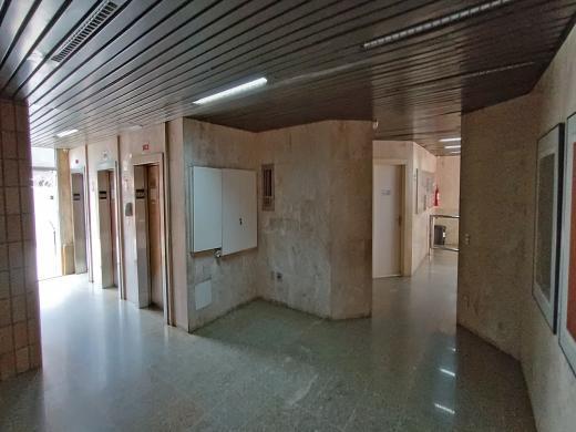 Sala, Funcionários, 0 Quarto, 1 Vaga