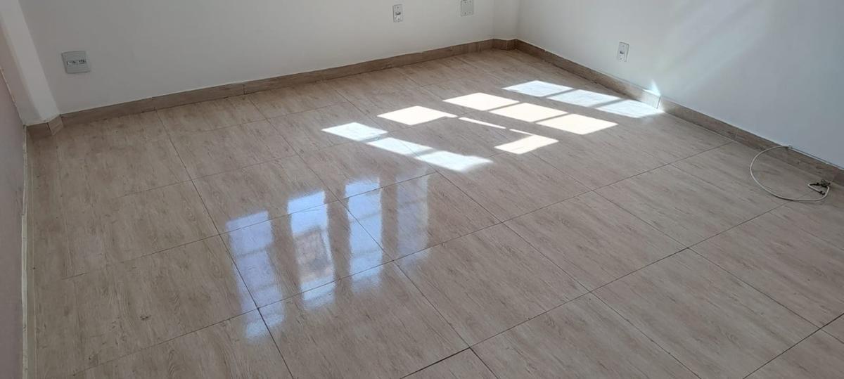 Sala, Centro, 1 Quarto, 0 Vaga