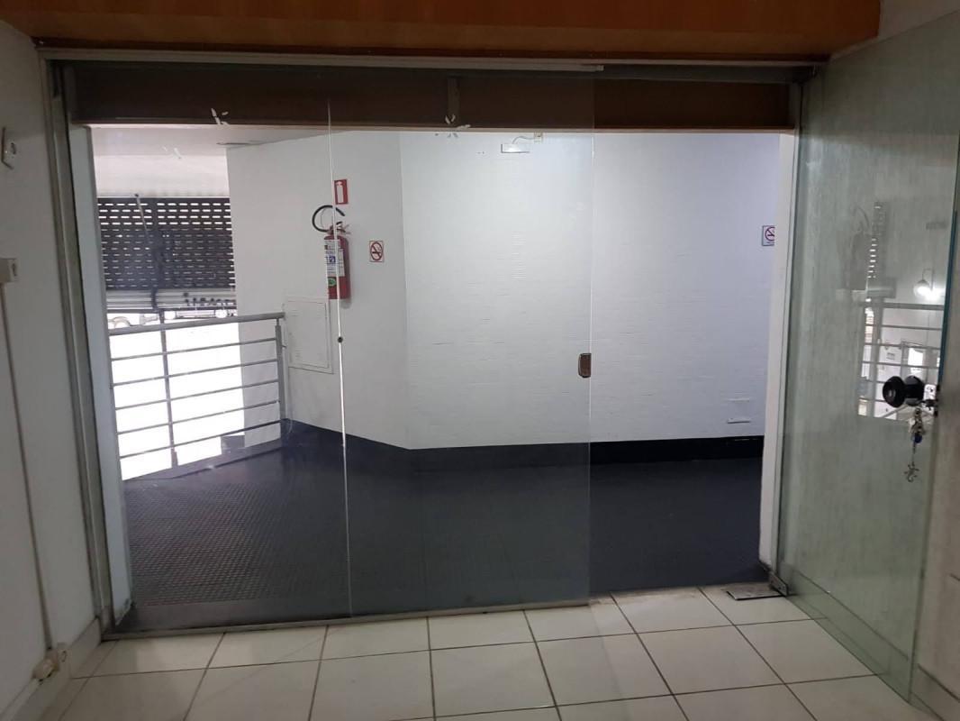Andar, Savassi, 0 Quarto, 0 Vaga