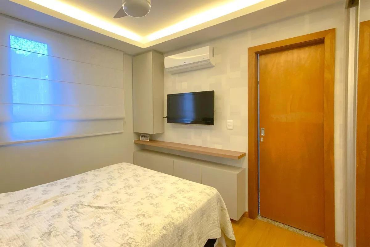 Cobertura, Serra, 3 Quartos, 2 Vagas, 1 Suíte