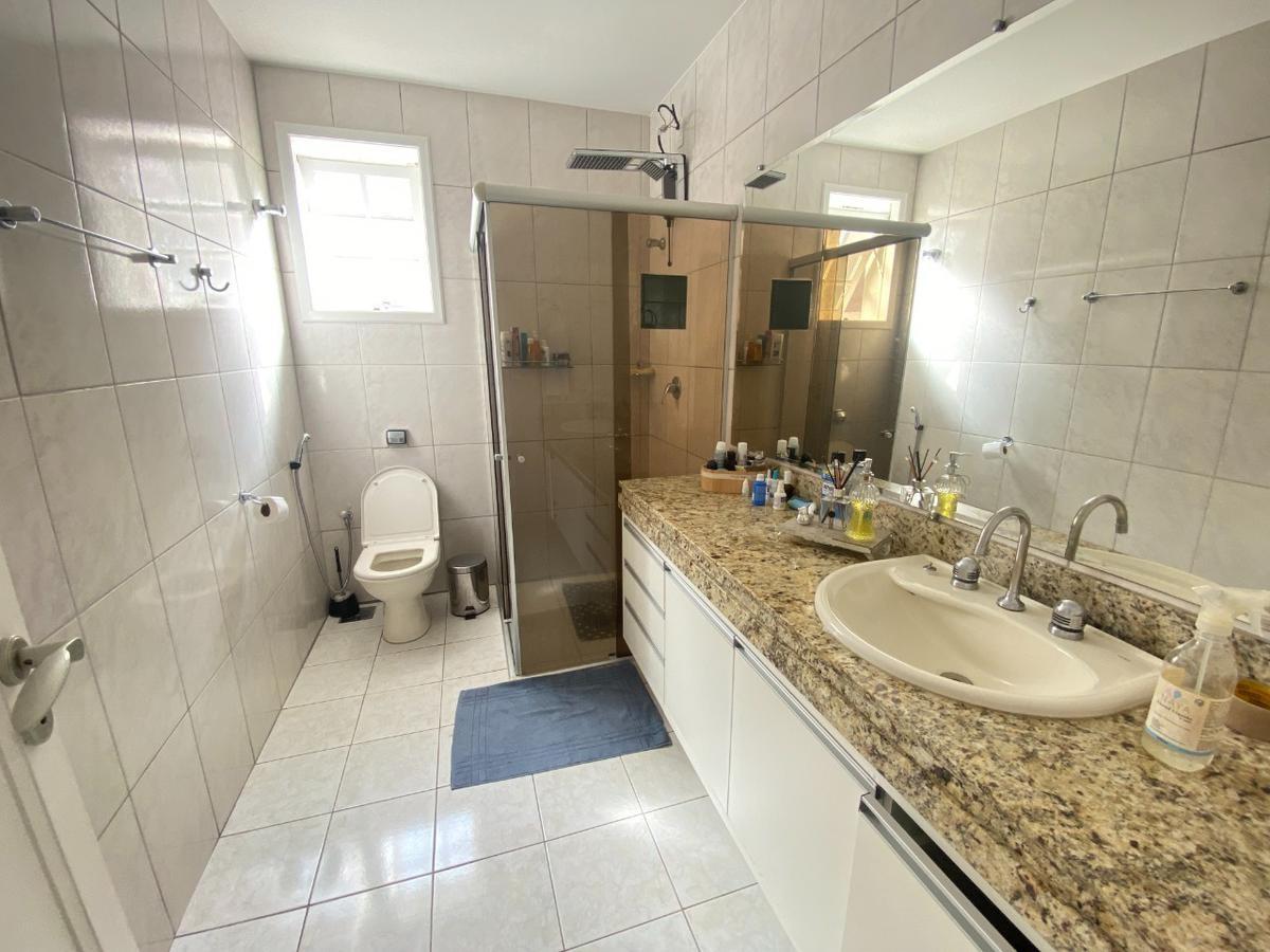 Casa, Colégio Batista, 4 Quartos, 1 Vaga, 2 Suítes
