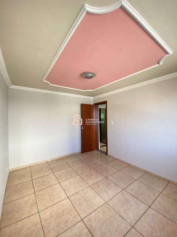Casa, Milionários, 3 Quartos, 2 Vagas