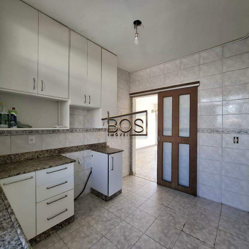 Cobertura, Luxemburgo, 3 Quartos, 1 Vaga, 1 Suíte