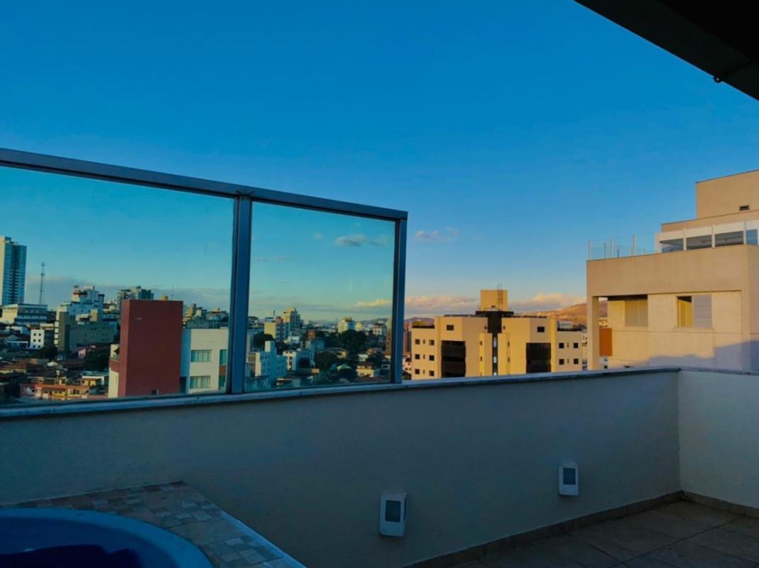 Cobertura, Floresta, 2 Quartos, 2 Vagas, 1 Suíte