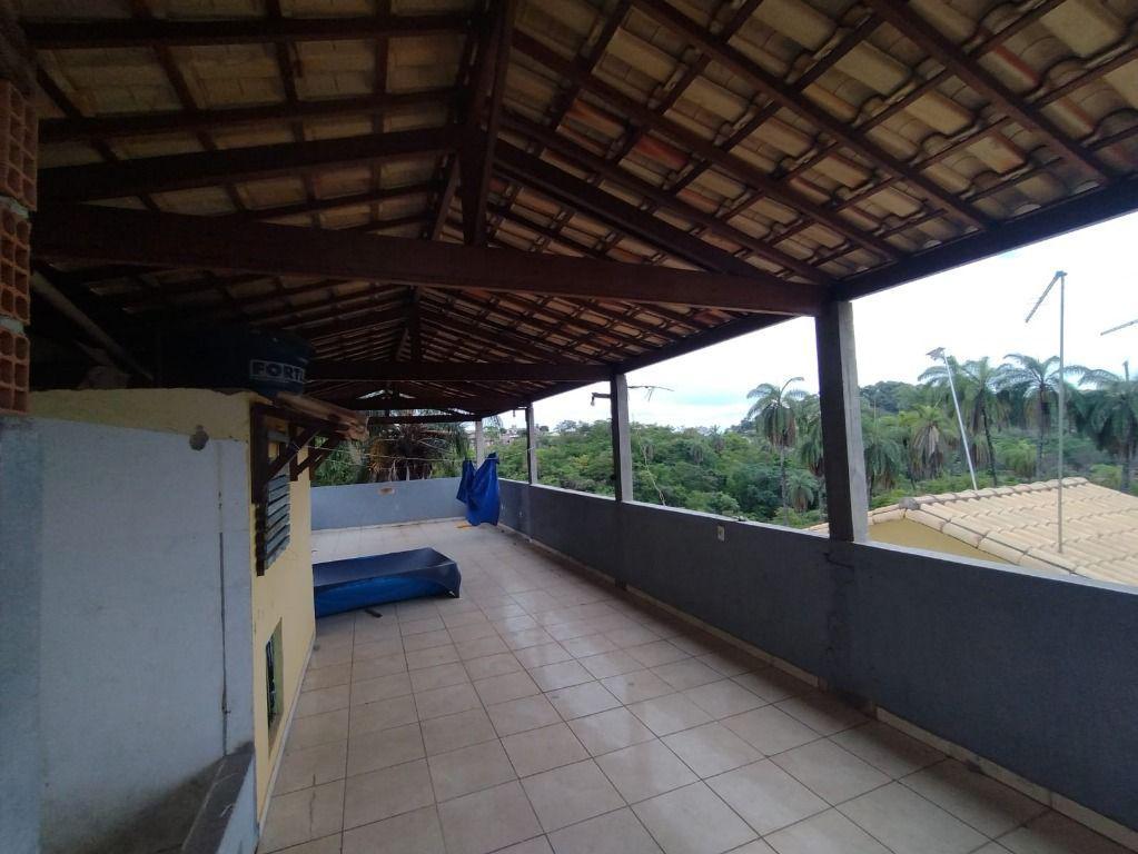 Casa, Jardim Vitória, 2 Quartos, 0 Vaga