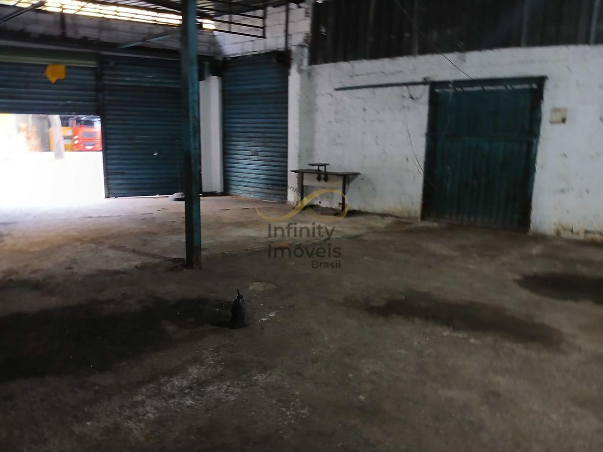 Ponto Comercial, Carlos Prates, 0 Quarto