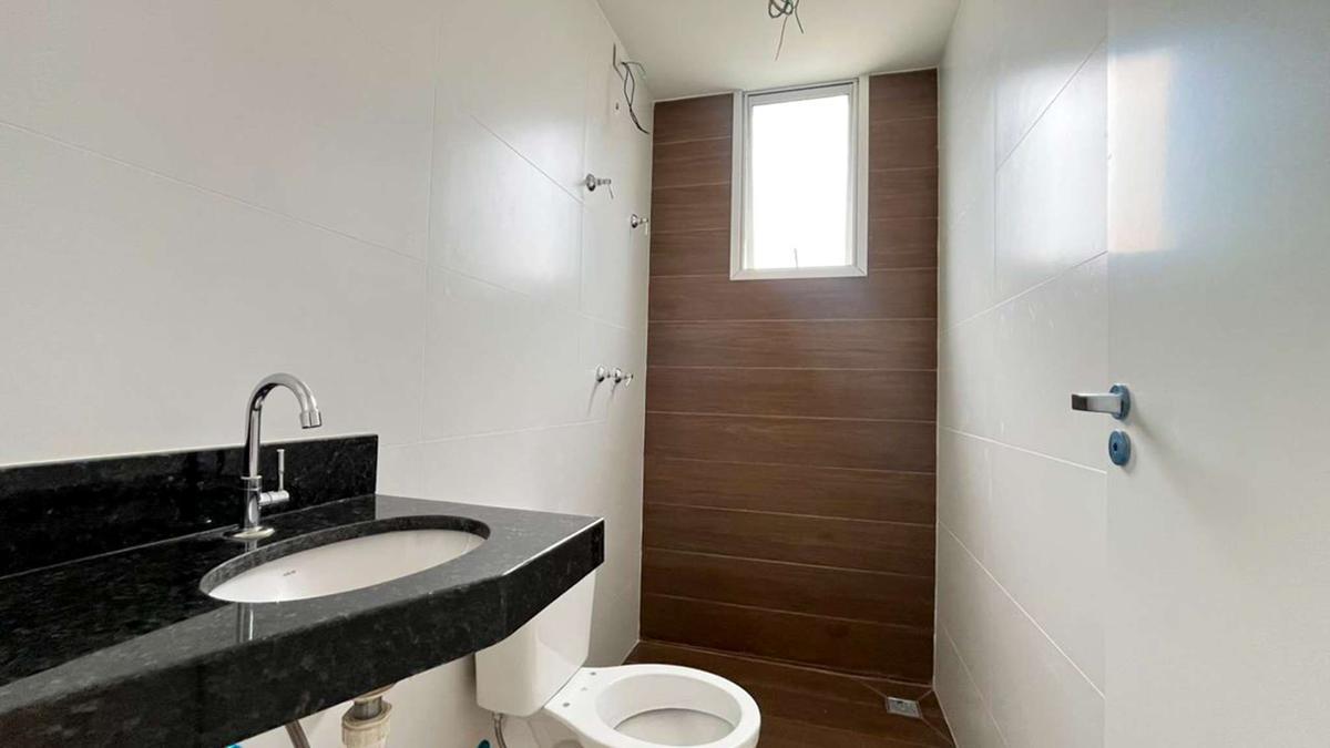 Cobertura, Santa Rosa, 3 Quartos, 2 Vagas, 1 Suíte